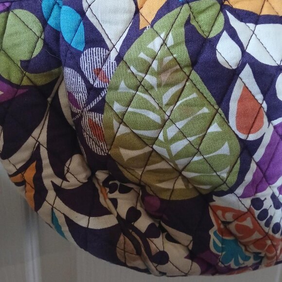 Vera Bradley Glenna shoulder bag in the retired "Plum Crazy" pattern zipper top - Picture 7 of 7